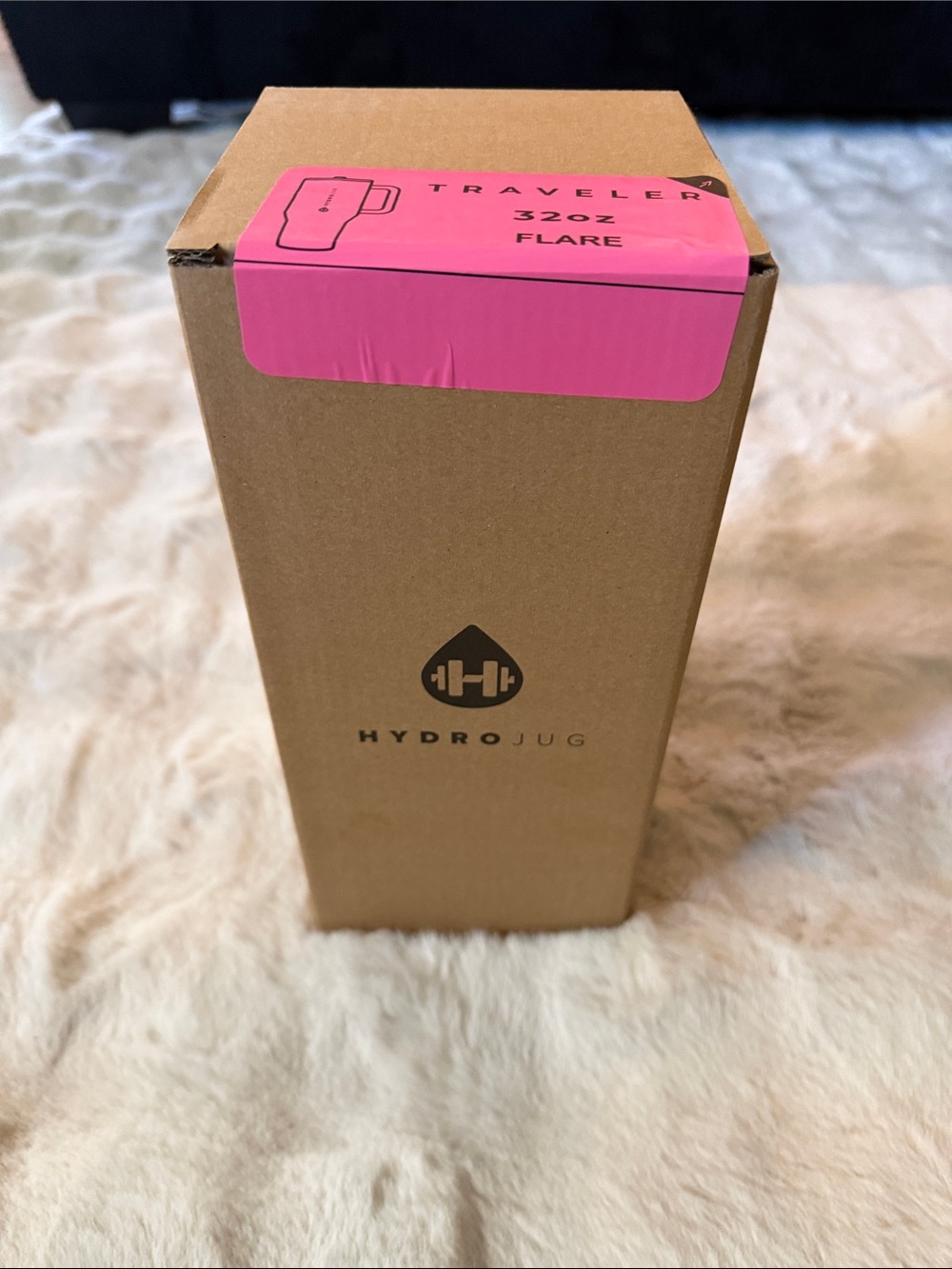 Hydrojug Flare Water bottle 32 oz Travel-size | Pink